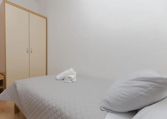 Fourstars Appartement *